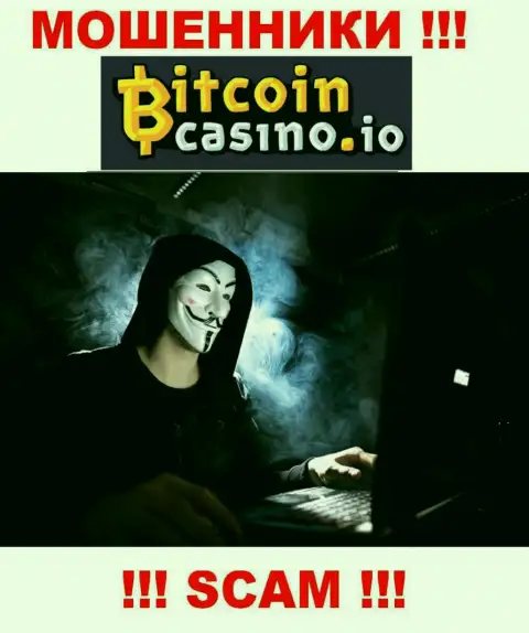 Сведений о лицах, которые руководят Bitcoin Casino в сети найти не получилось